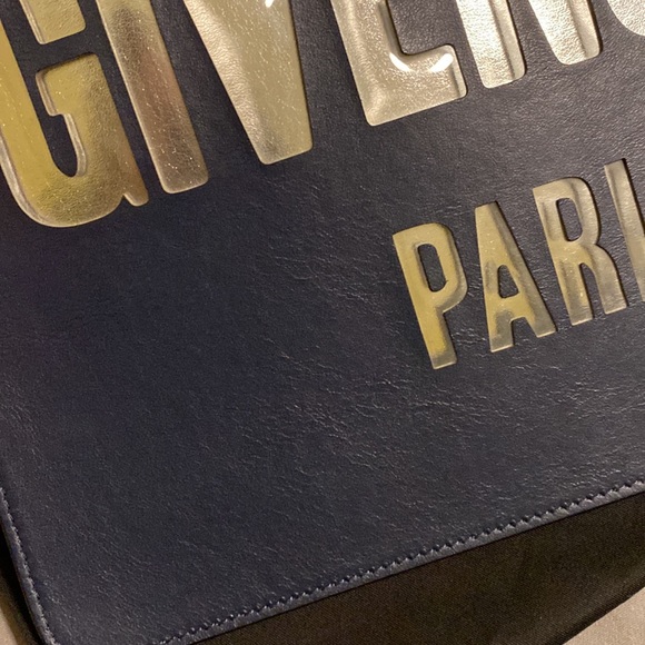 GIVENCHY Plate Iconic Clutch Bag Blue Leather - Picture 10 of 12